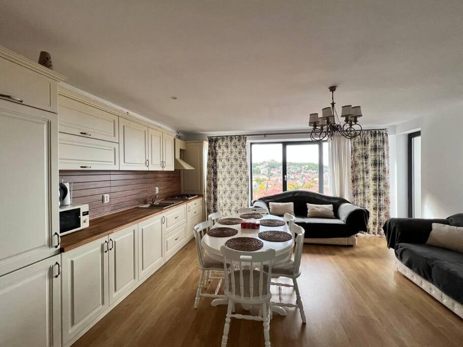 Central Apartment With Panoramic View Брашов Экстерьер фото