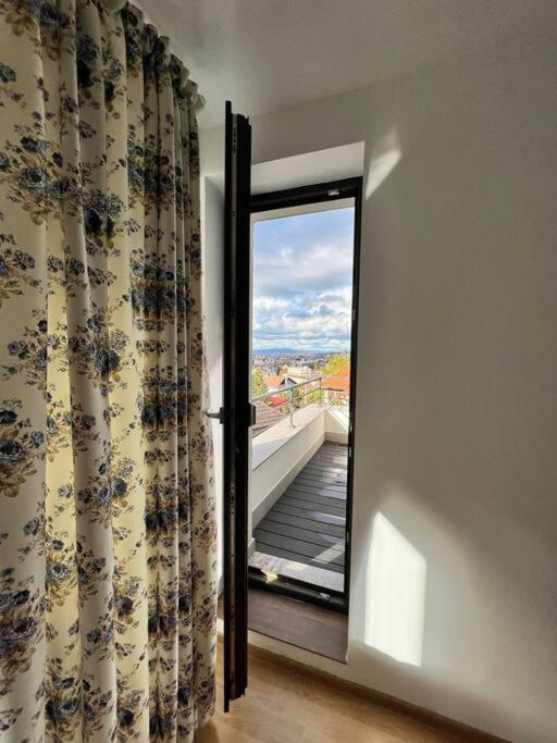 Central Apartment With Panoramic View Брашов Экстерьер фото